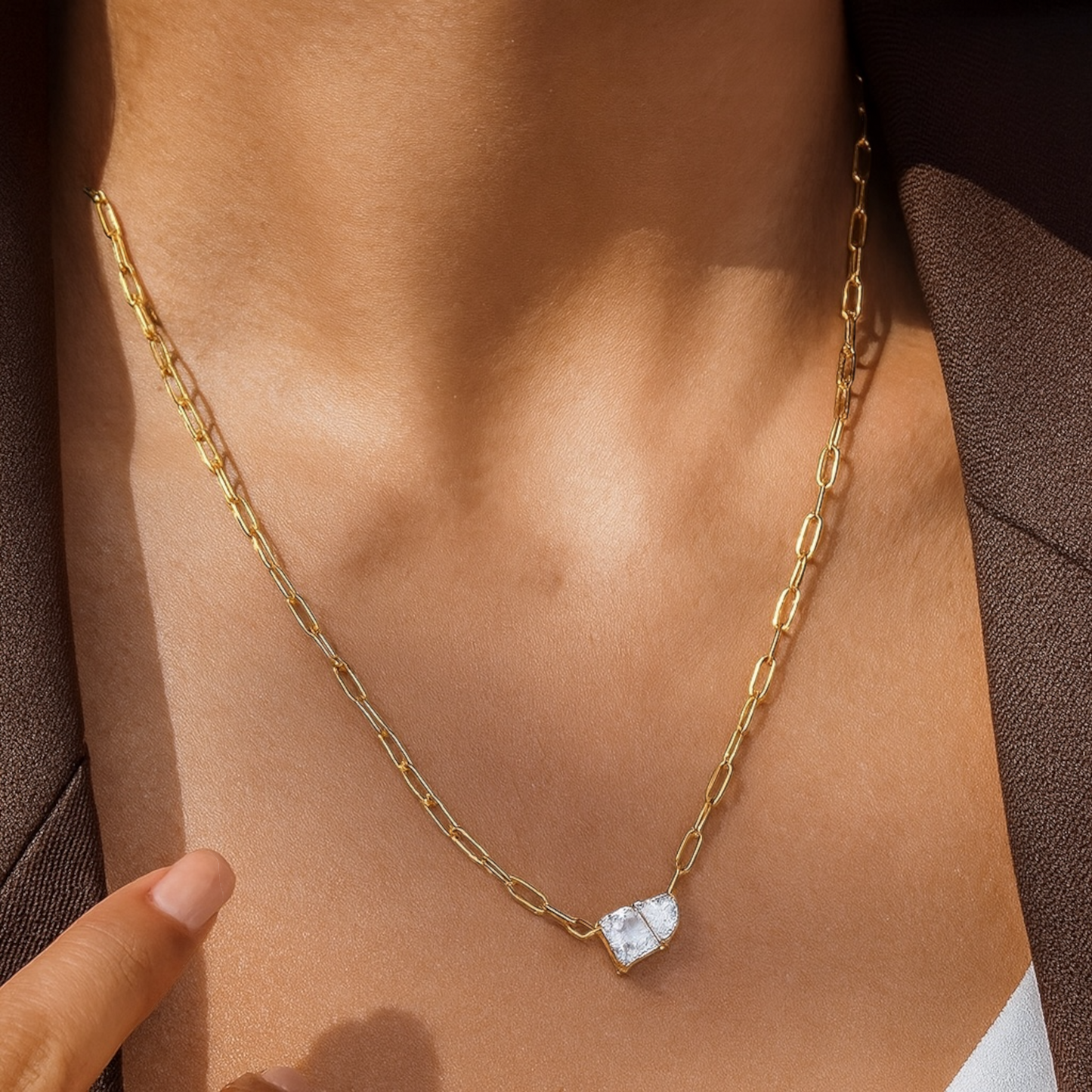 Gold Geometric Pendant Link Necklace