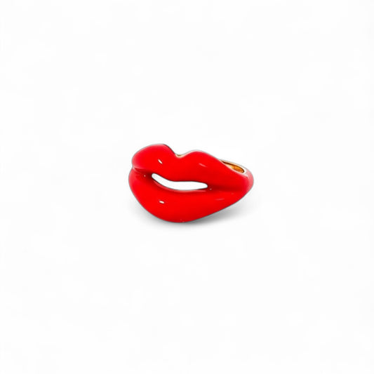 Kiss Me Red Lips Ring in sterling silver with glossy red enamel and 18ct gold inlay