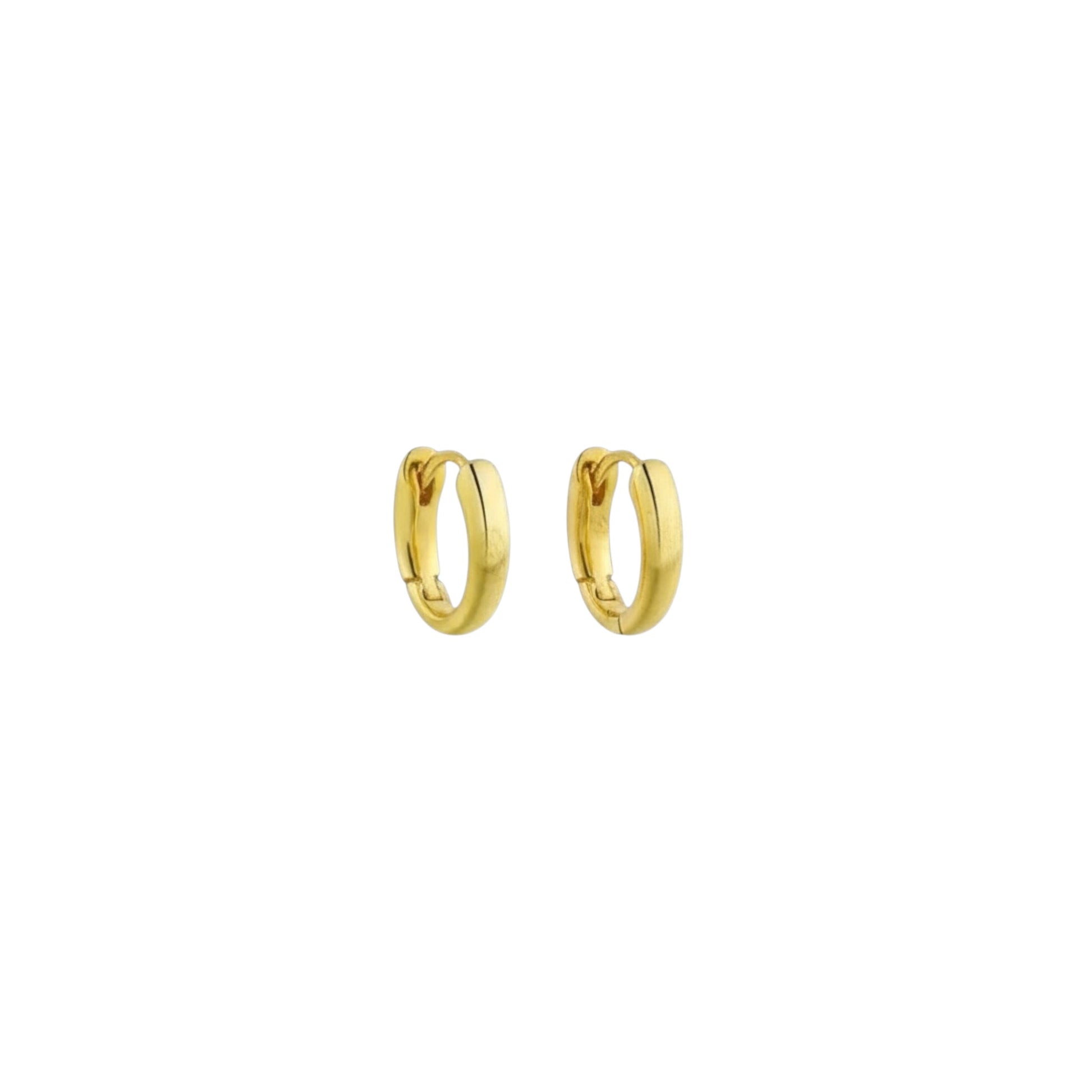 Gold classic huggie earrings in stainless steel with 18ct gold plating